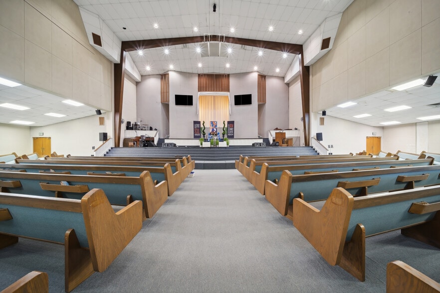 More Photos Of 1203 S Columbia Ave, Tulsa Religious Facility For Sale