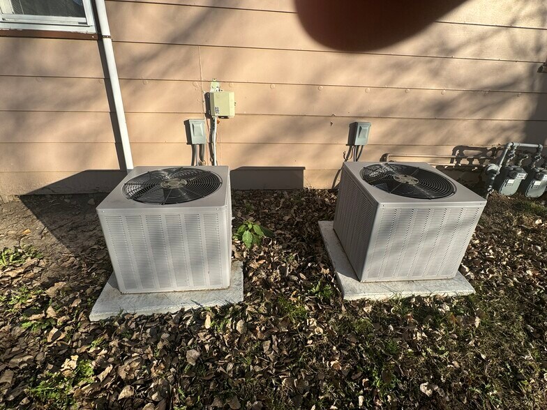 More Photos Of 115 E 9th, Concordia Multifamily For Sale