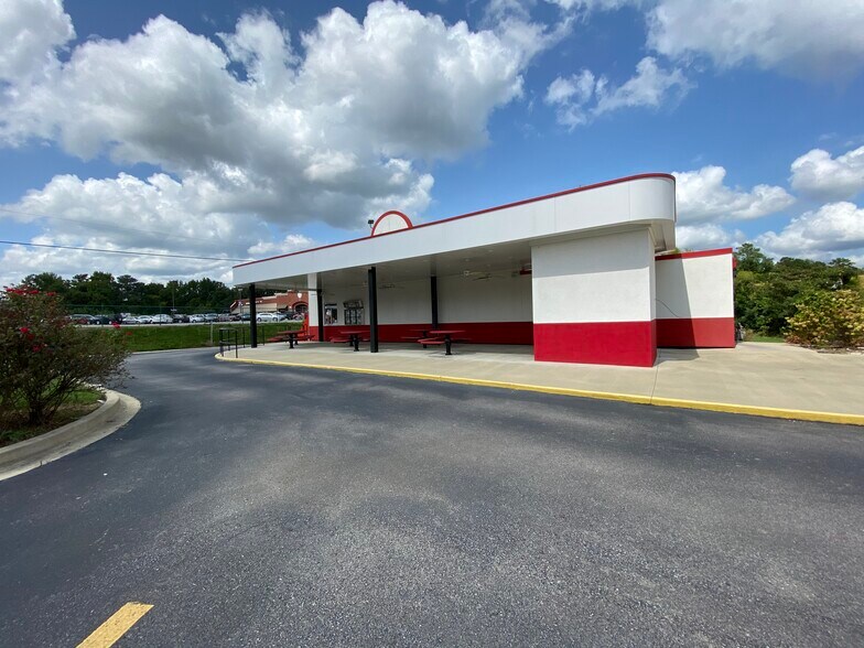 More Photos Of 3329 Rainbow Dr, Rainbow City Fast Food For Sale