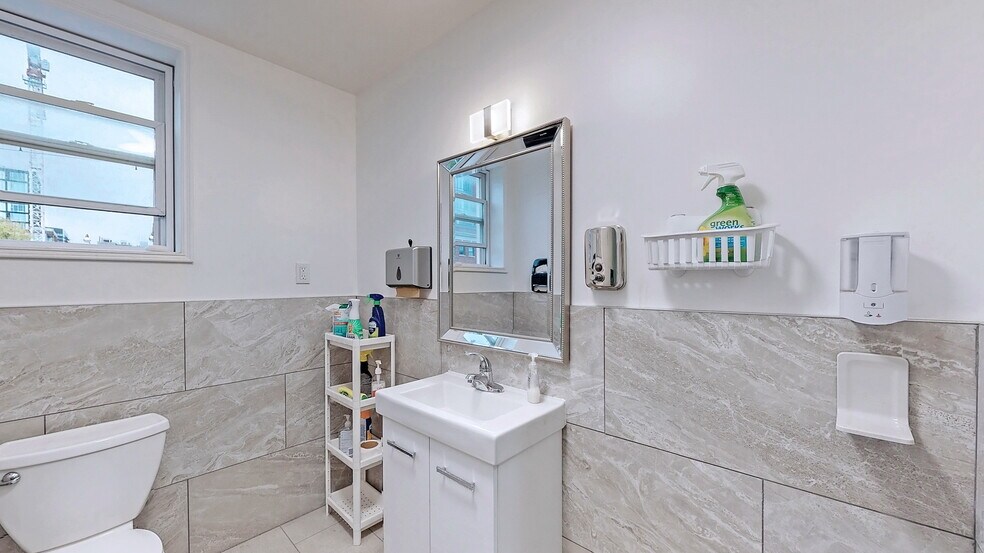 More Photos Of 715-717 Queen St E, Toronto Storefront Retail Office For Lease