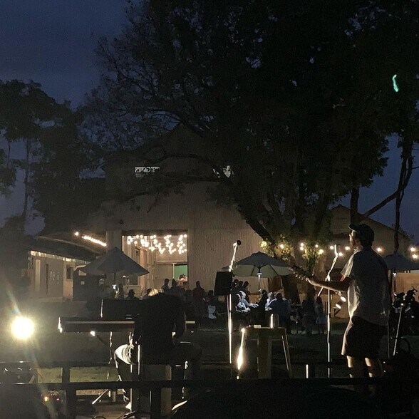 More Photos Of 307 E Larkin St, Athens Freestanding For Sale