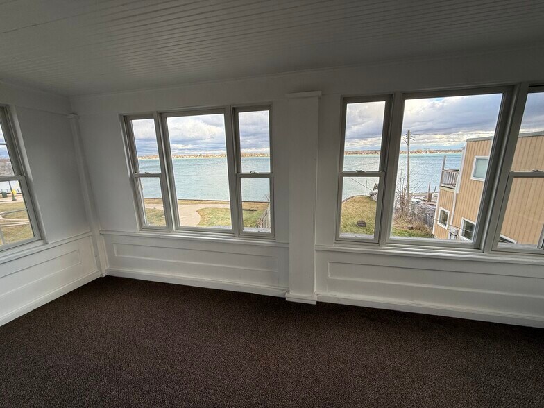 More Photos Of 447 S Water St, Marine City Office Residential For Sale