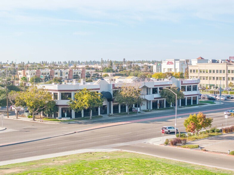More Photos Of 6769 N Fresno St, Fresno Office For Sale