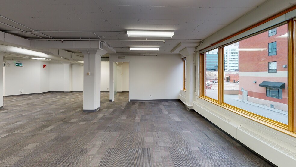 More Photos Of 326 11th Ave SW, Calgary Office Residential For Lease