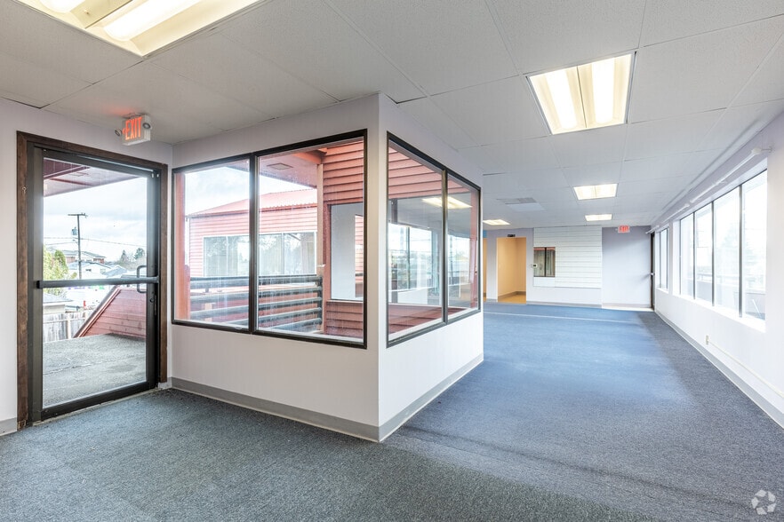 More Photos Of 7025 N Lombard St, Portland Storefront Retail Office For Lease