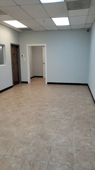 Primary Photo Of 11900 Livingston Rd, Manassas Warehouse For Lease