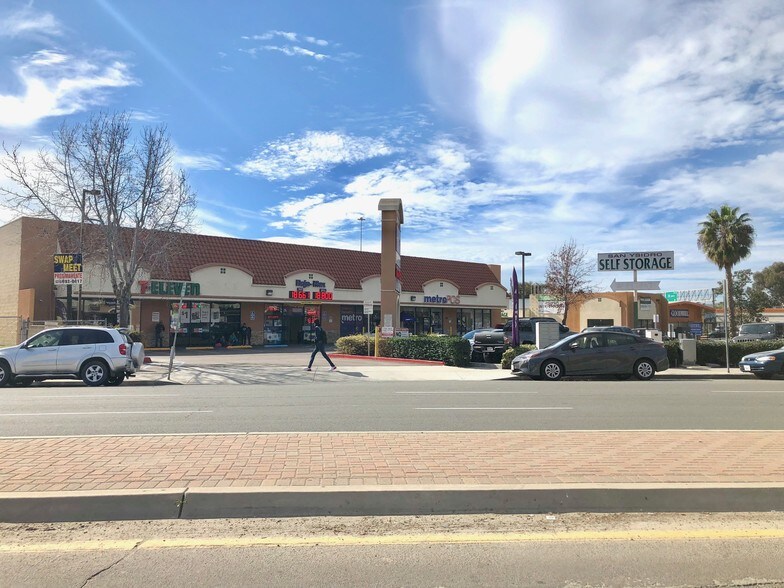 More Photos Of 644 E San Ysidro Blvd, San Ysidro Storefront For Lease