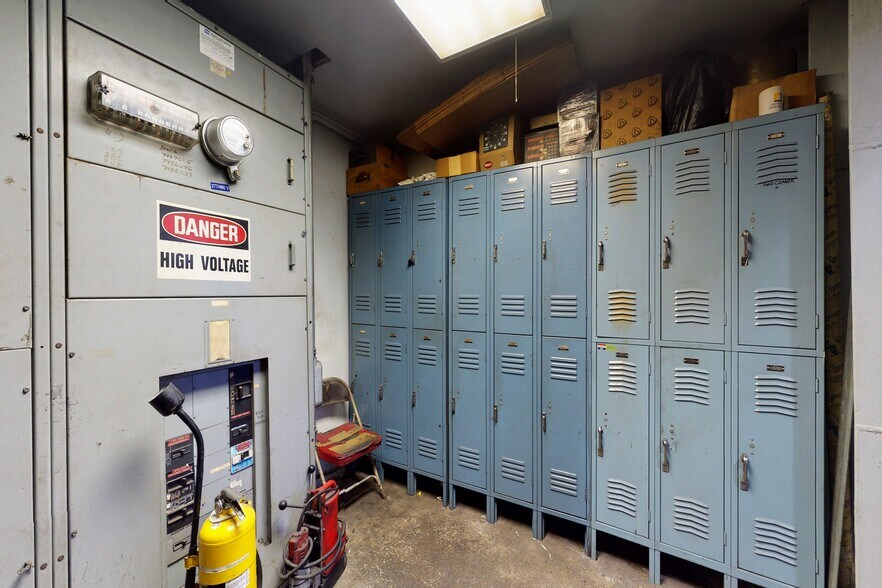 More Photos Of 3400-3470 Randolph St, Huntington Park Warehouse For Lease