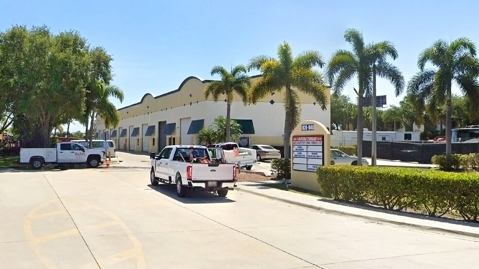 More Photos Of 1040 W Industrial Ave, Boynton Beach Warehouse For Lease