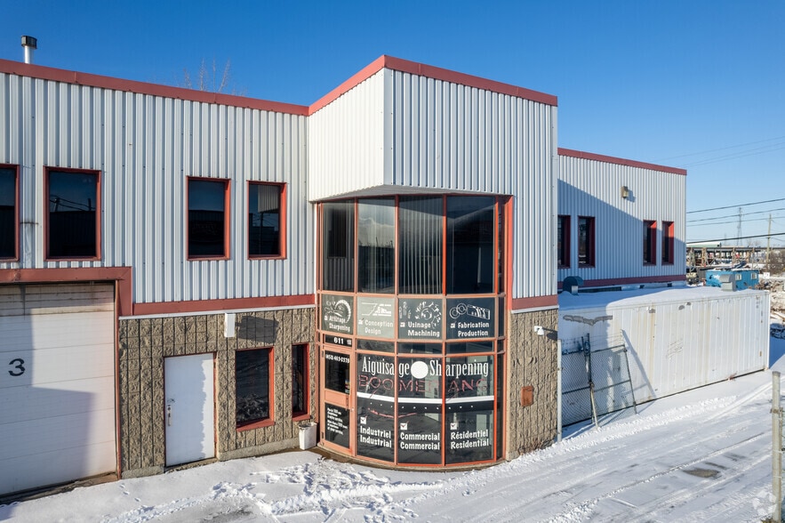 More Photos Of 605 Boul Guimond, Longueuil Warehouse For Sale
