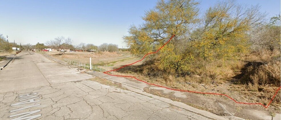 Primary Photo Of 610 W Avenue I 1/5, Kingsville Land For Sale