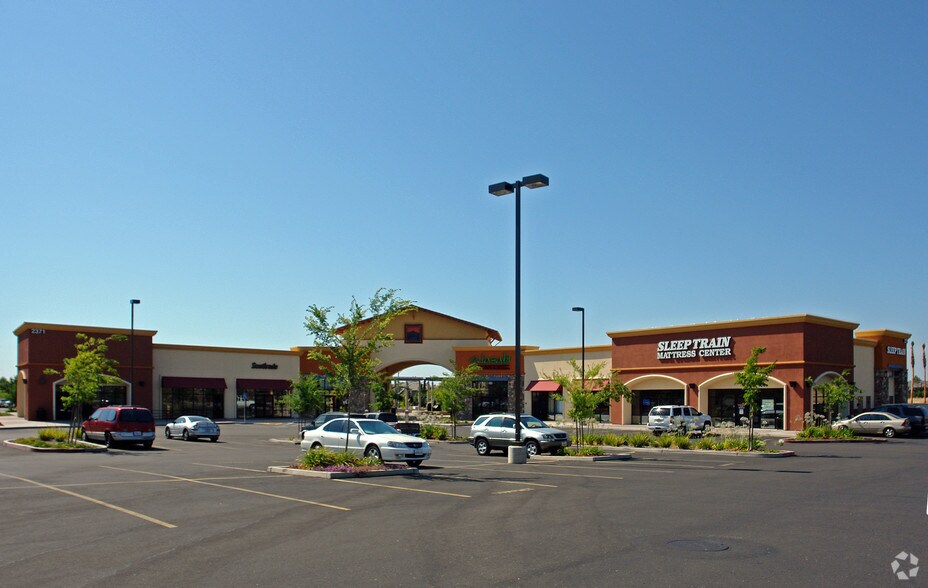 More Photos Of 2371 Iron Point Rd, Folsom Unknown For Lease