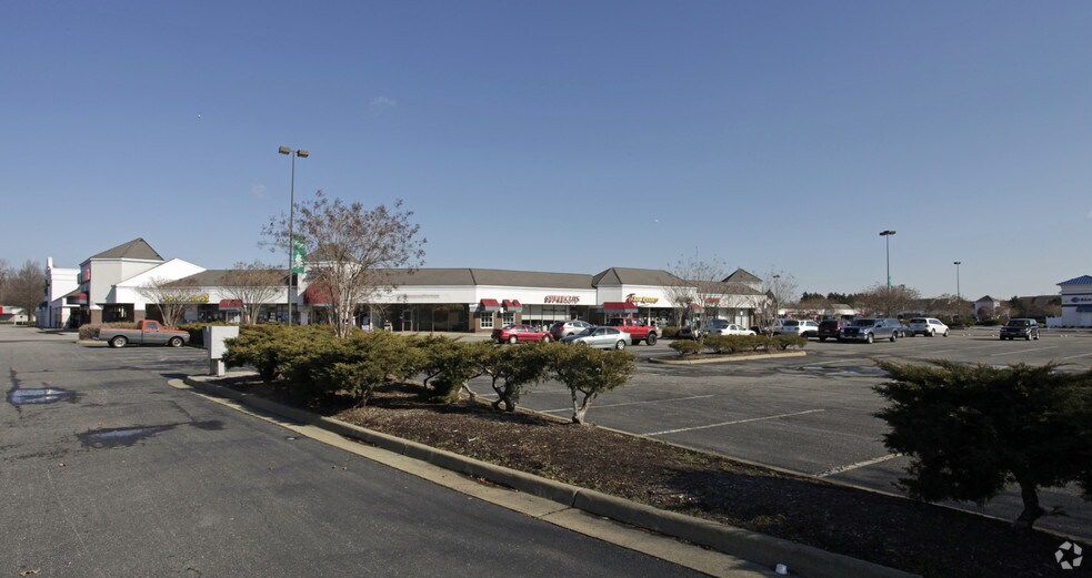 928 Diamond Springs Rd, Virginia Beach, VA 23455 Retail For Lease