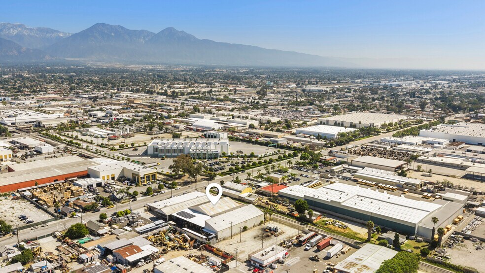 More Photos Of 1260-1280 E 9th St, Pomona Manufacturing For Sale