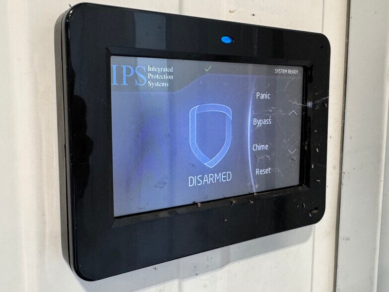 More Photos Of N643 Boulder Rd, Watertown Distribution For Sale