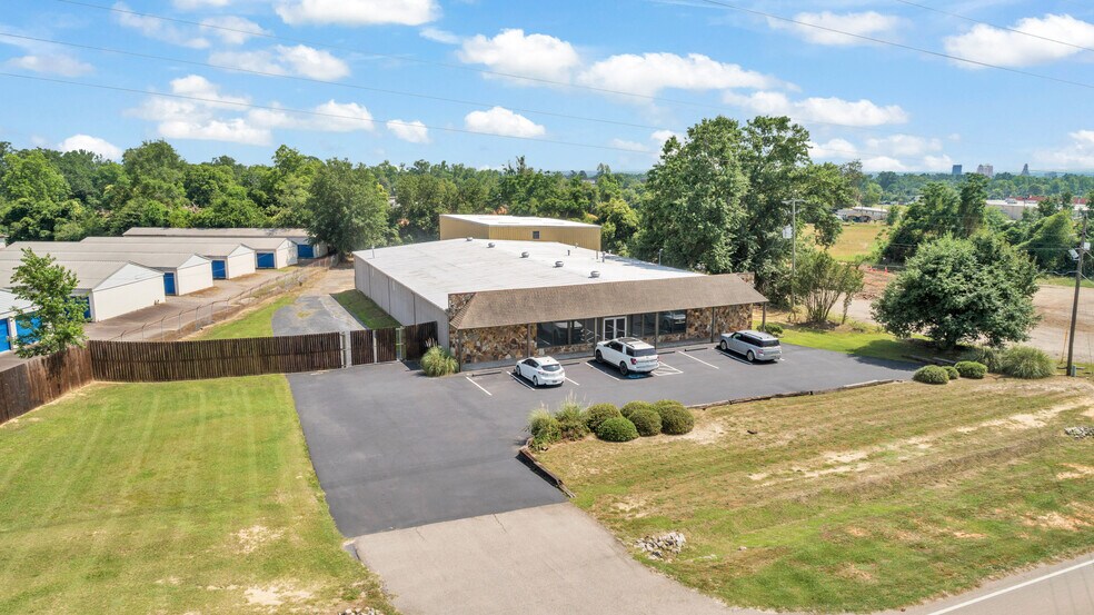 More Photos Of 10352 Atomic Rd, North Augusta Flex For Sale