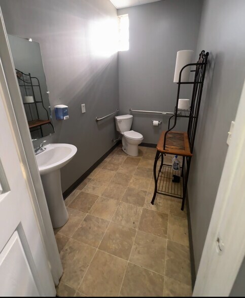 More Photos Of 3030 Kettering Blvd, Moraine General Retail For Sale