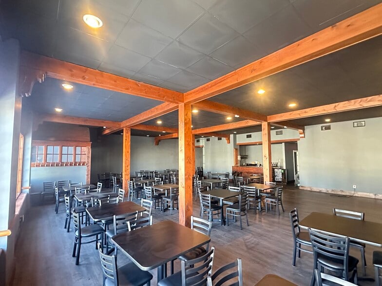 More Photos Of 3428 Meramec St, Saint Louis Restaurant For Lease