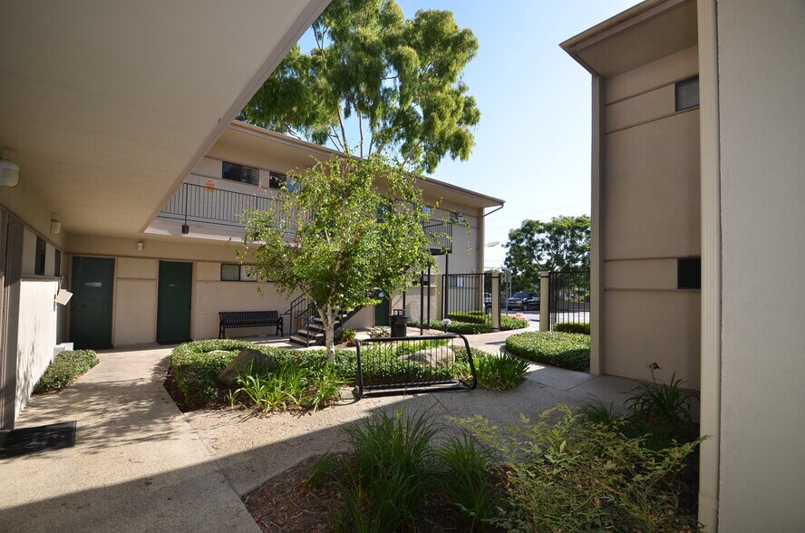 More Photos Of 3325 N Palo Verde Ave, Long Beach Medical For Lease