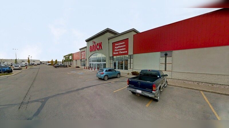 More Photos Of 11345 104 Av, Grande Prairie Storefront For Lease
