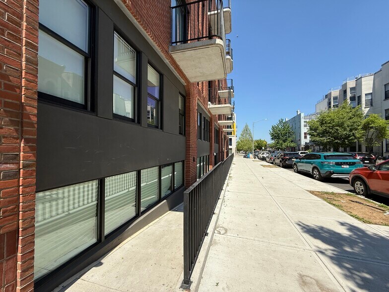 More Photos Of 87-89 George St, Brooklyn Office For Lease