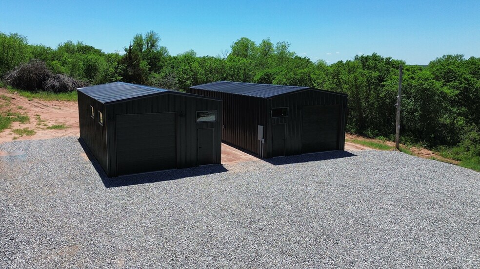 Primary Photo Of 278555 E 1640 Rd, Marlow Light Distribution For Sale