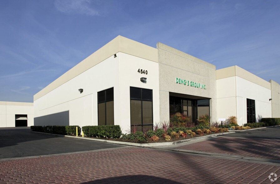 Primary Photo Of 4540 Eucalyptus Ave, Chino Warehouse For Lease