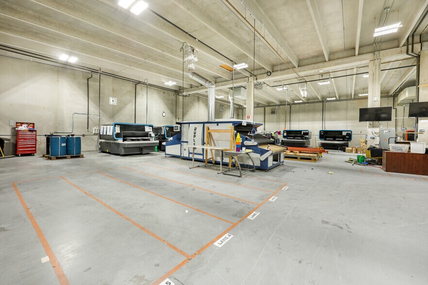 More Photos Of 945 Industrial Dr S, Sauk Rapids Manufacturing For Sale