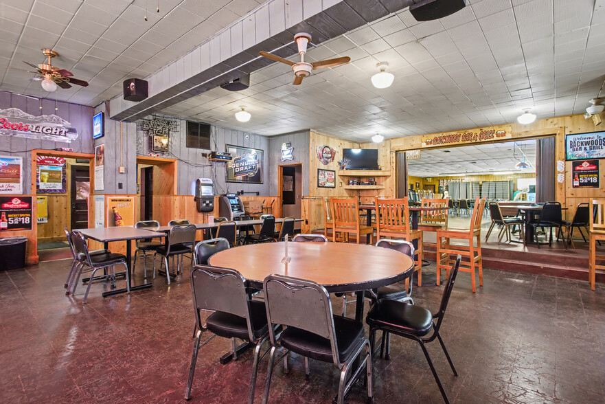 More Photos Of 7540 5th St, New Auburn Bar For Sale