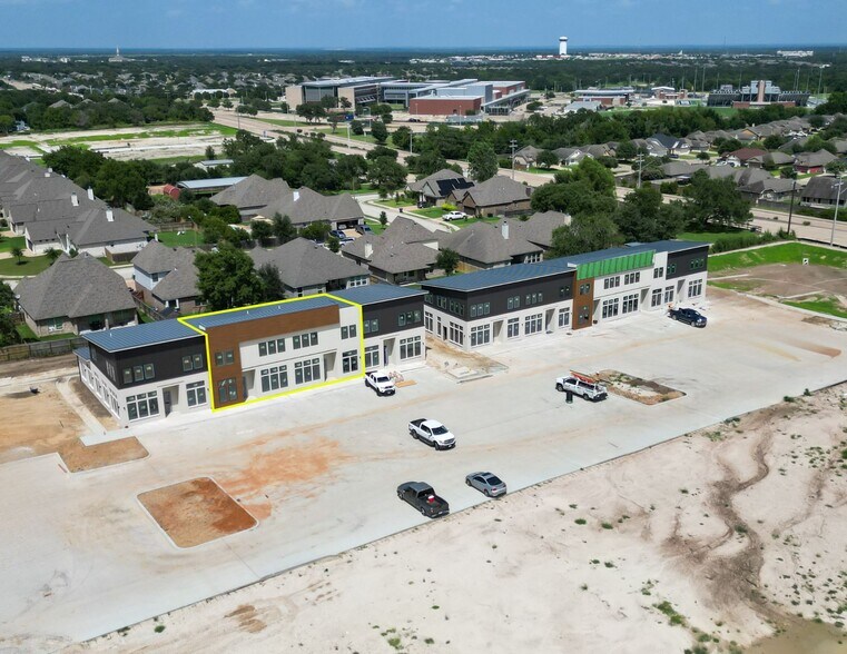 More Photos Of 2800 Barron Rd, College Station Office For Sale