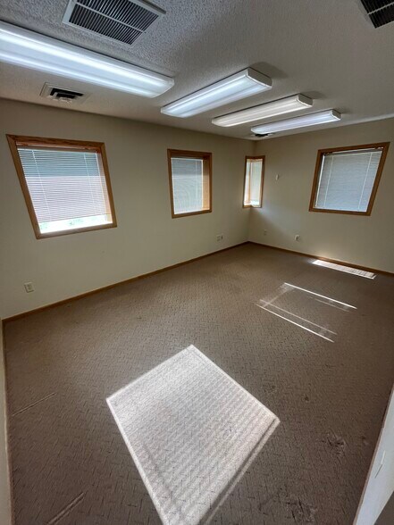 More Photos Of 715 N Main St, River Falls Office For Lease