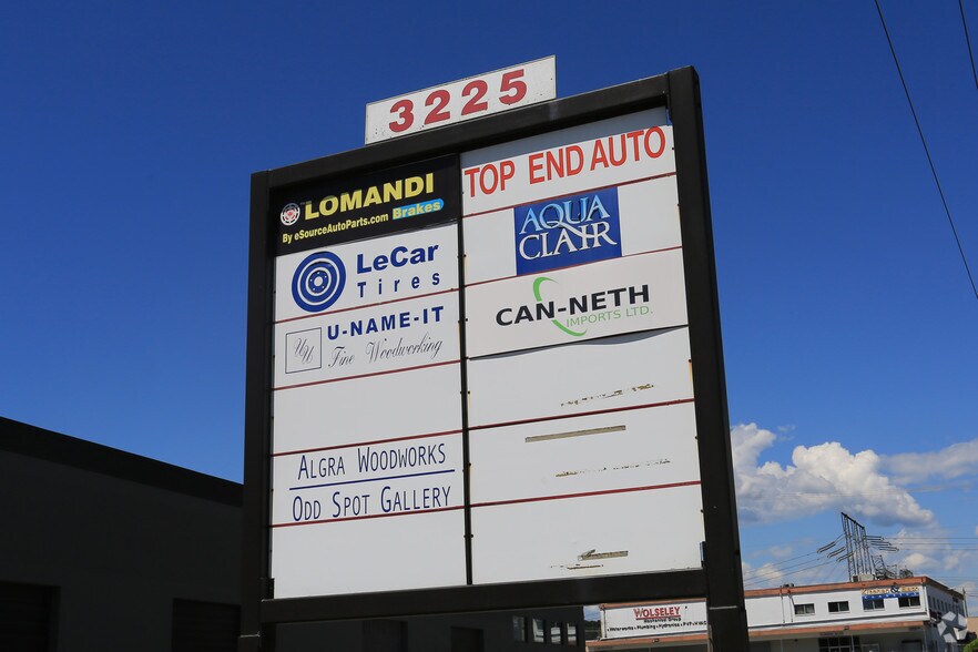 More Photos Of 3225 Mccallum Rd, Abbotsford Warehouse For Sale
