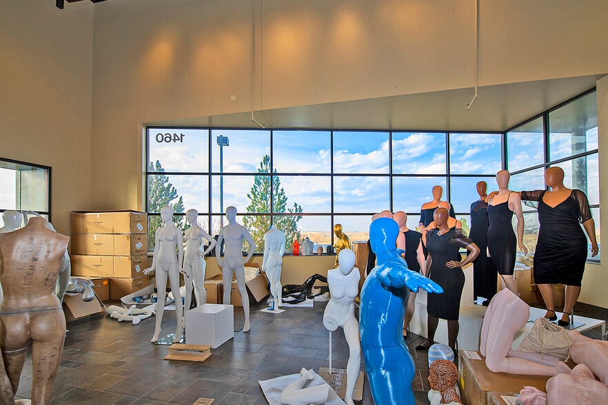 More Photos Of 1460 Overlook Dr, Lafayette Manufacturing For Lease