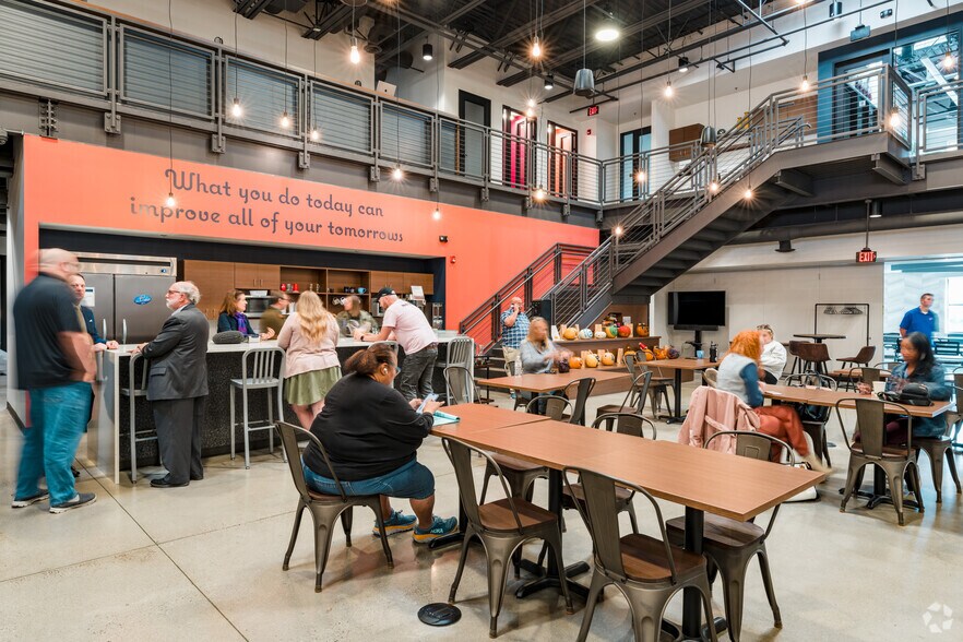 More Photos Of 505 Ellicott St, Buffalo Coworking Space