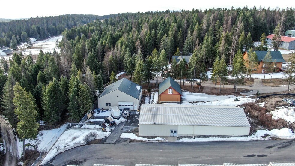 More Photos Of 5733-5735 Us Hwy 93 S, Whitefish Self Storage For Lease