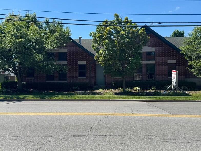 More Photos Of 808 Lincolnway, Valparaiso Healthcare For Lease