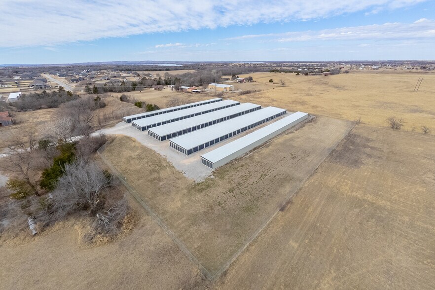More Photos Of 6240 US Hwy 277, Elgin Industrial For Sale