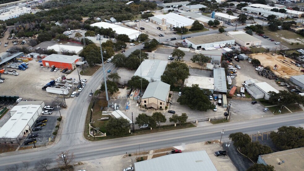More Photos Of 15562 Capital Port Dr, San Antonio Warehouse For Lease