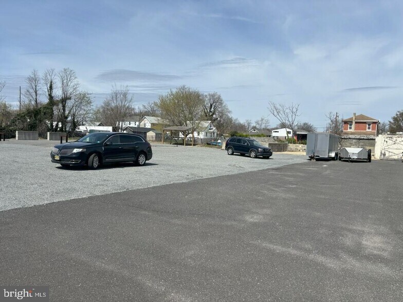 More Photos Of 512-520 W Chestnut Ave, Vineland Light Distribution For Sale