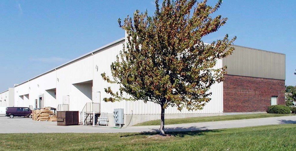 More Photos Of 19915 W 161st St, Olathe Warehouse For Lease