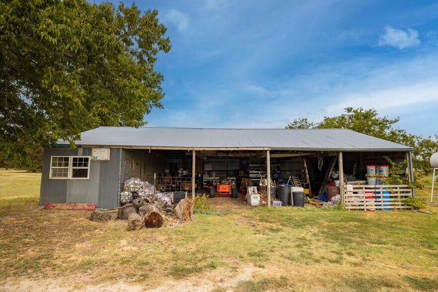 More Photos Of 2206 E 101st St N, Valley Center Specialty For Sale