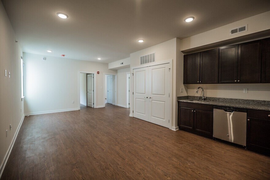 More Photos Of 4042 Chestnut St, Philadelphia Apartments For Sale