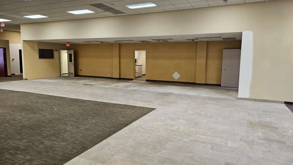 More Photos Of 6600 W Taft St, Hollywood Medical For Lease