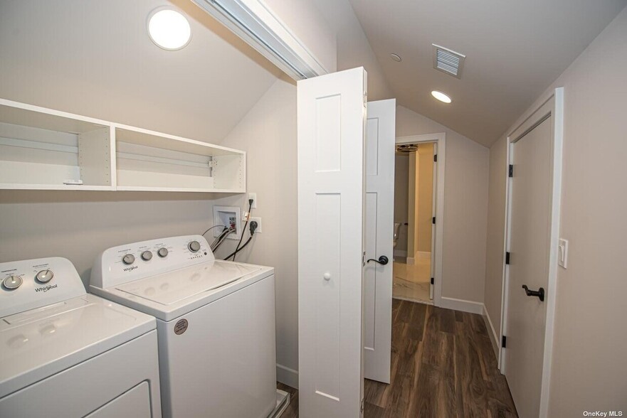 More Photos Of 1090 New York Ave, Huntington Station Apartments For Sale