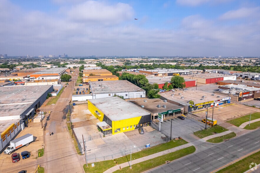 More Photos Of 10807 Harry Hines Blvd, Dallas Storefront Retail Office For Lease