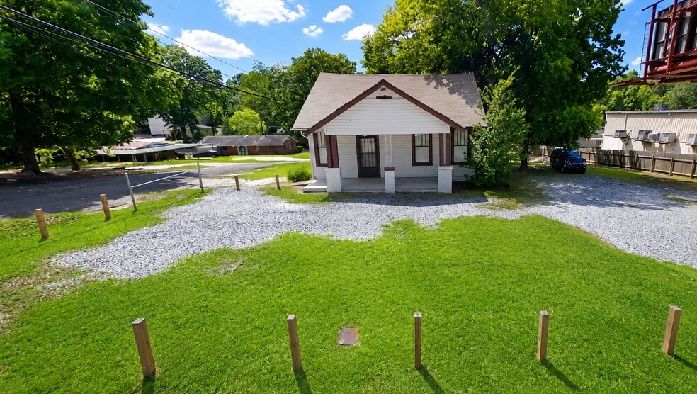 More Photos Of 1480 Ann St, Montgomery Office For Sale