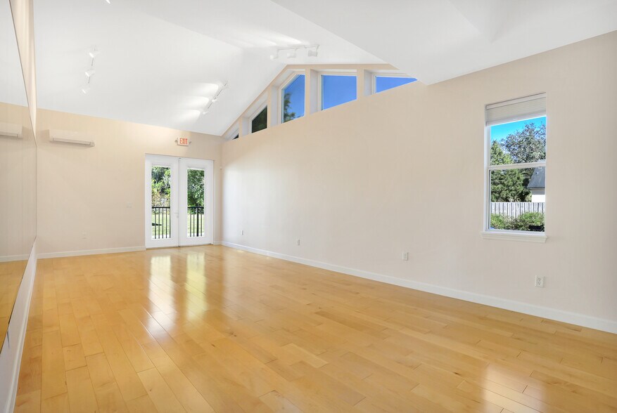 More Photos Of 311 S Main St, Winter Garden Office For Sale
