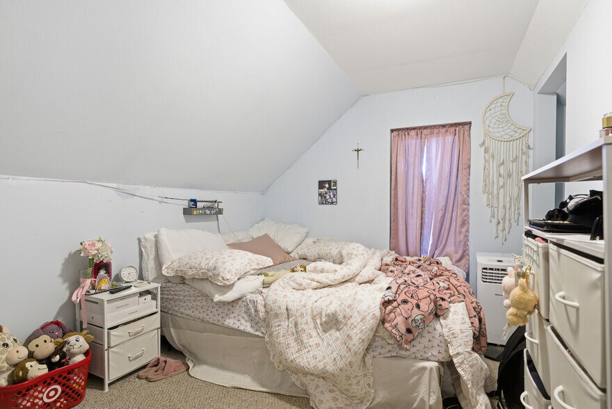 More Photos Of 158 Court St, Laconia Apartments For Sale