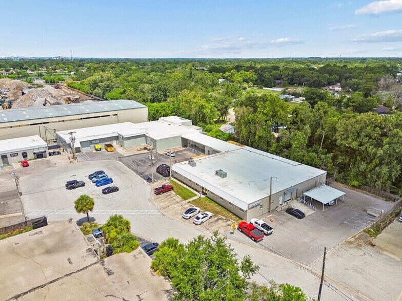 More Photos Of 1760-1770 Calumet St, Clearwater Warehouse For Lease