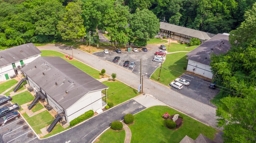 More Photos Of 1944 Dunlap Ave, East Point Multifamily For Sale